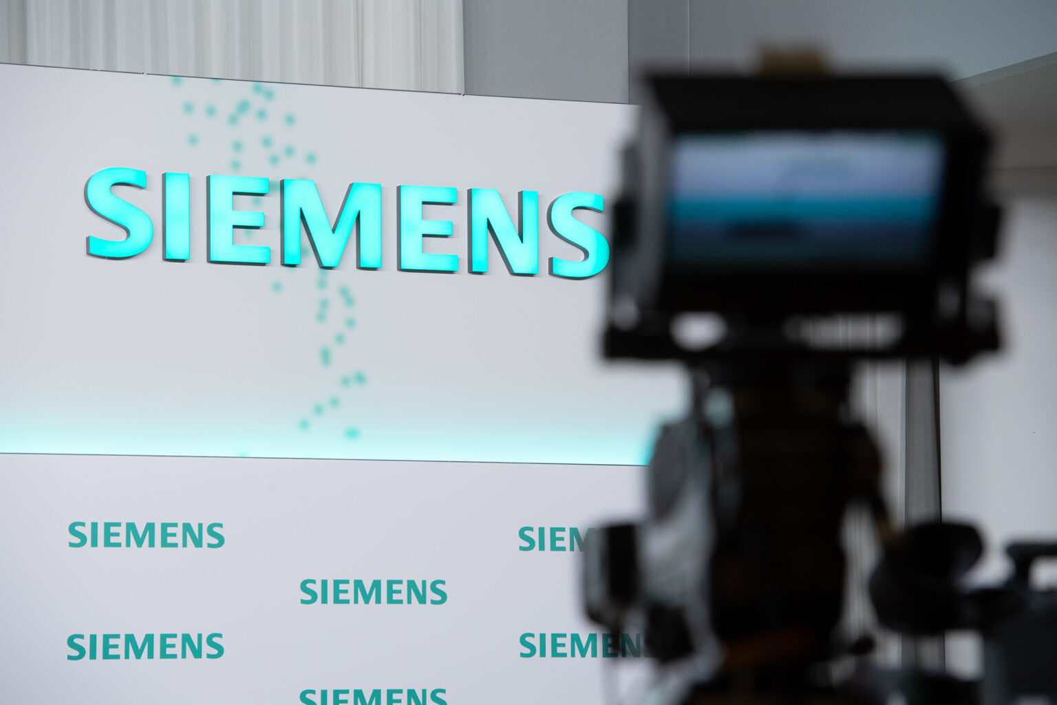 Siemens bleibt in der Schweiz auch 2022 auf Kurs siemens